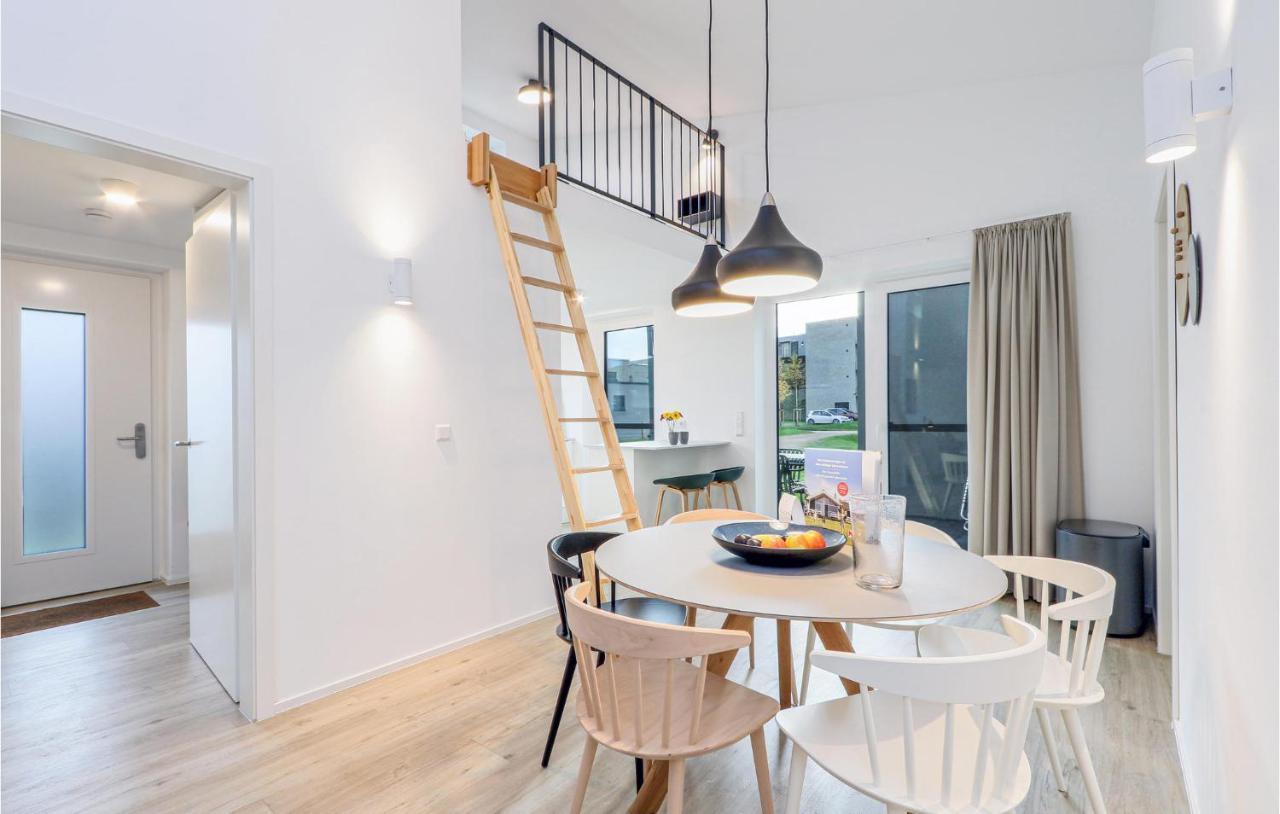 Gorgeous Home In Lembruch-Duemmer See With Kitchen Luaran gambar