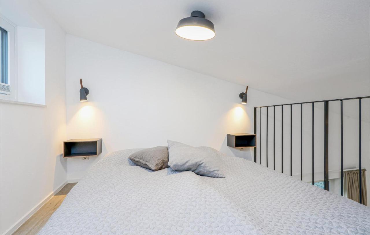 Gorgeous Home In Lembruch-Duemmer See With Kitchen Luaran gambar