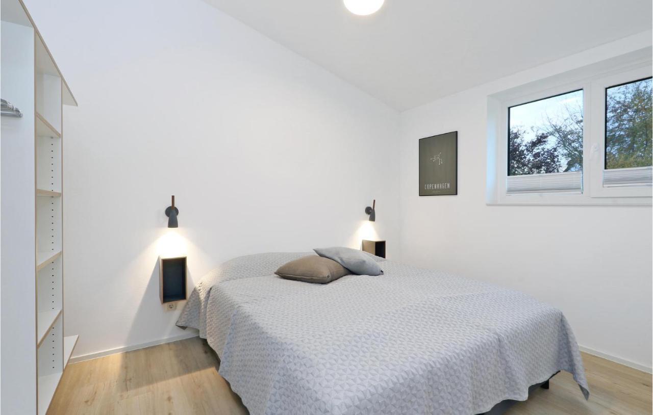 Gorgeous Home In Lembruch-Duemmer See With Kitchen Luaran gambar