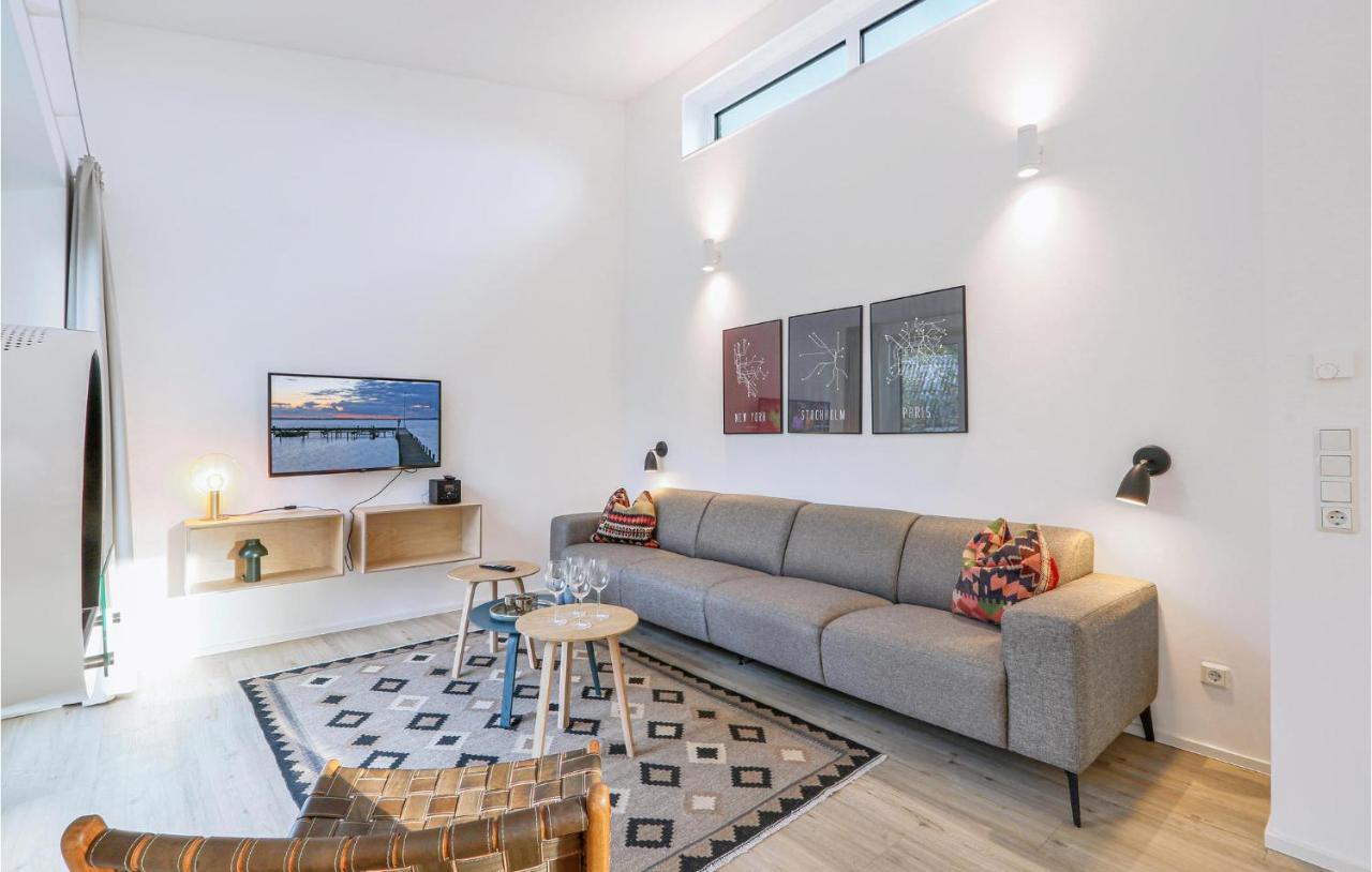 Gorgeous Home In Lembruch-Duemmer See With Kitchen Luaran gambar